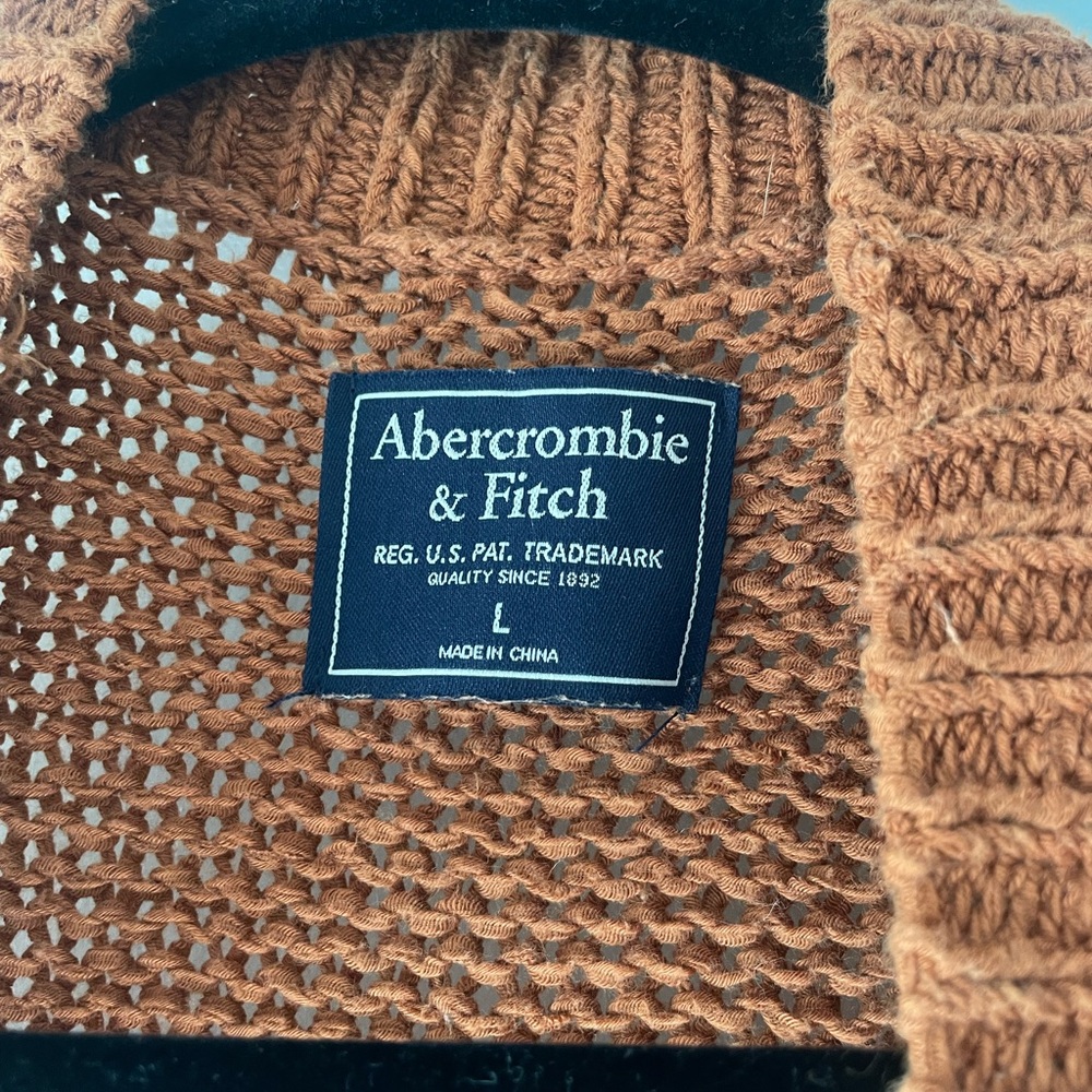 Abercrombie & Fitch Burnt Orange Knit Cardigan - Picture 3 of 4